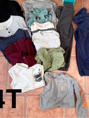 Boys 4t shirts and pants